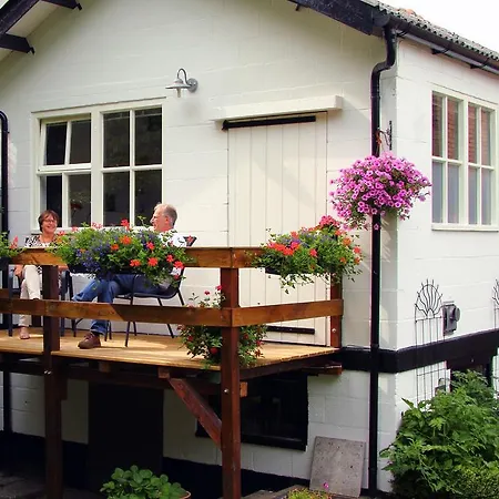 Bed & Breakfast Vermeesch * Standdaarbuiten